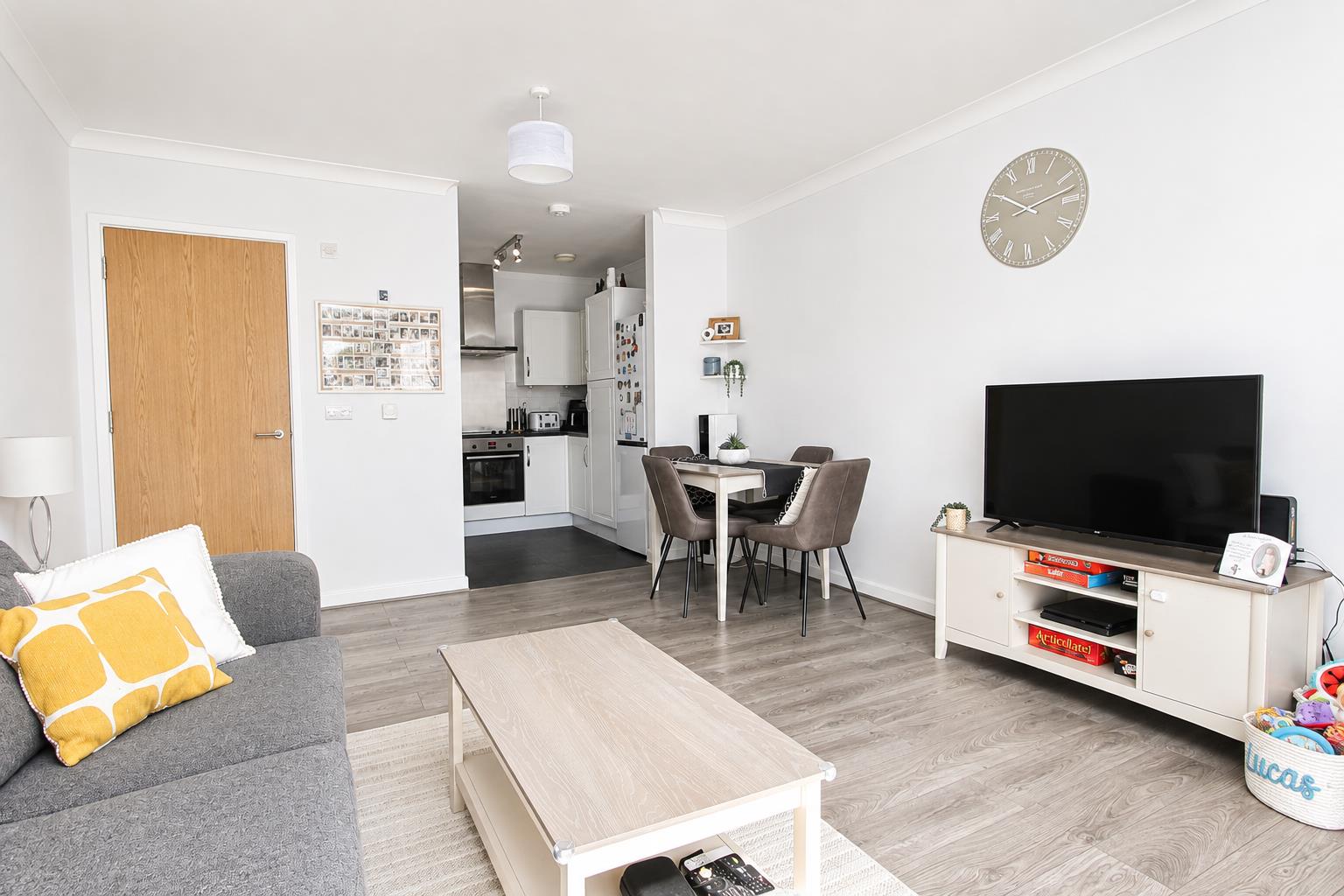 Ferndale Crescent, Carshalton